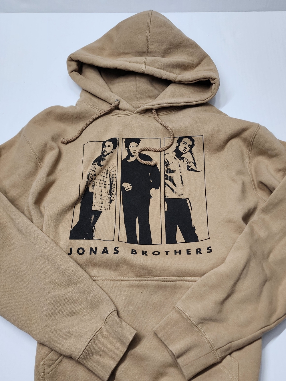 Jonas Brothers Hoodie The Tour 2023 Concert Merch Sz M 5 Albums 1 Night Tan